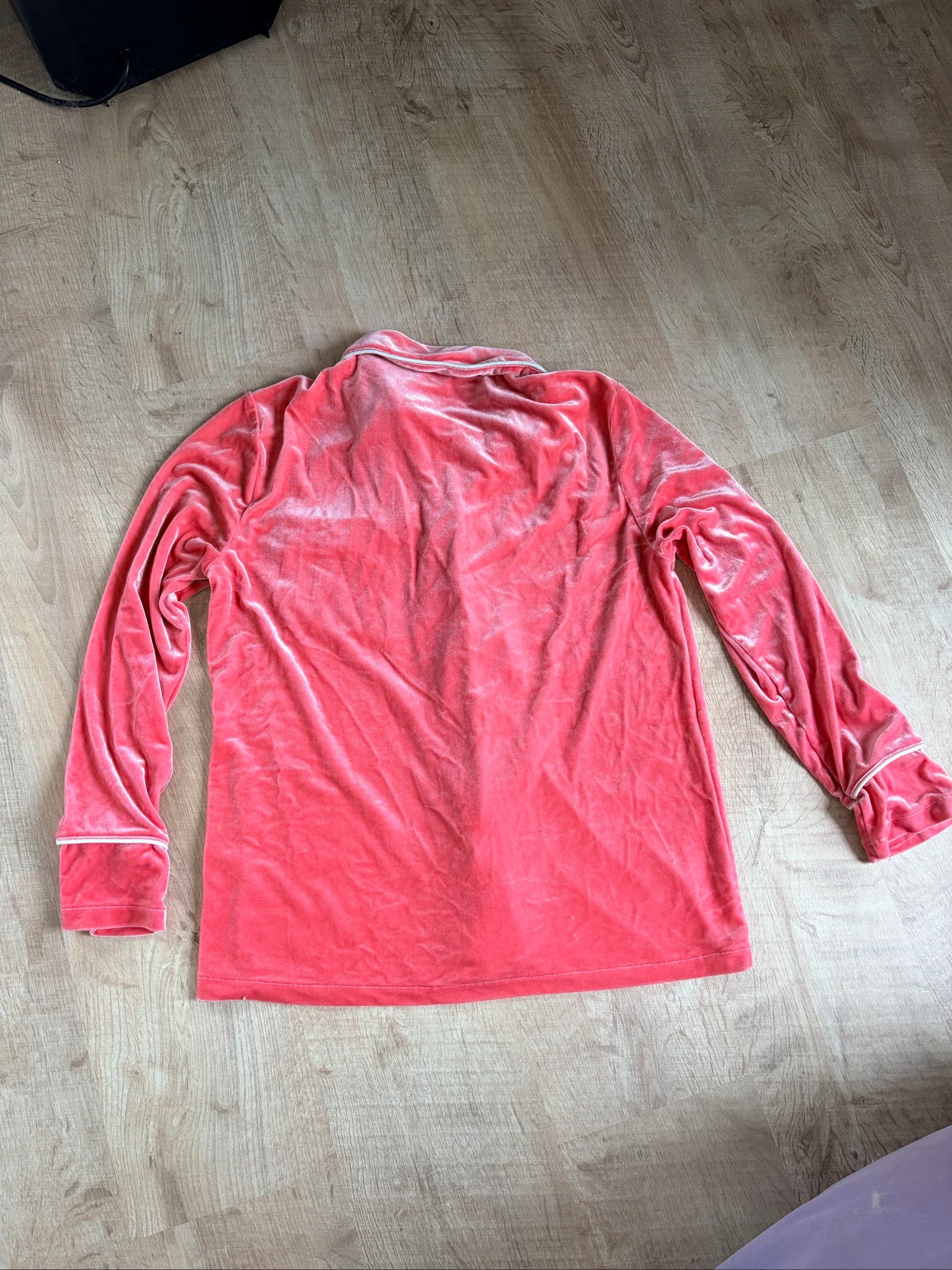 Blusa de pijama / homewear Pink Lily – cetim coral – tamanho P – photo 7